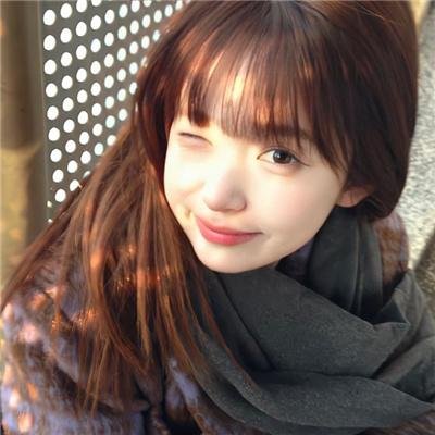 雪夫人绘图 封面